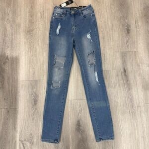 Fashion Nova Womens Mid Rise Skinny Leg Denim Distressed Jeans Blue Size 3 NWT
